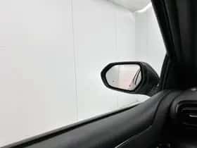 Toyota Yaris (2022) thumbnail 32