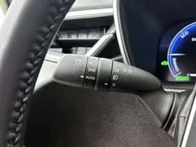 Toyota Corolla_Touring_Sports (2025) thumbnail 25