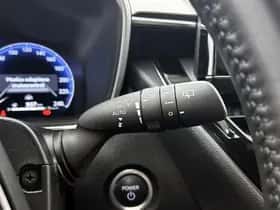 Toyota Corolla_Touring_Sports (2025) thumbnail 26