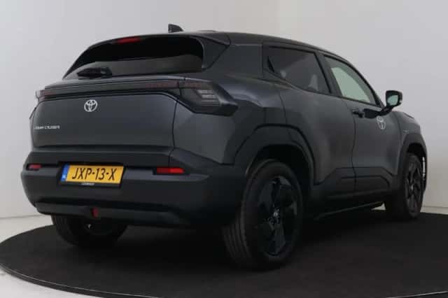 Toyota Urban_Cruiser (2026) thumbnail 2