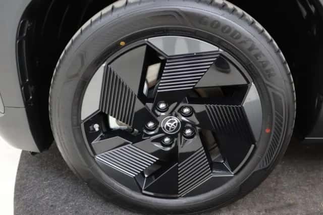 Toyota Urban_Cruiser (2026) thumbnail 5