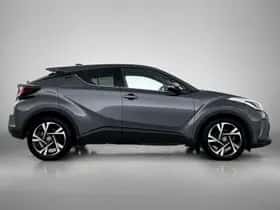 Toyota C-HR (2023) thumbnail 11