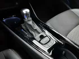 Toyota C-HR (2023) thumbnail 10