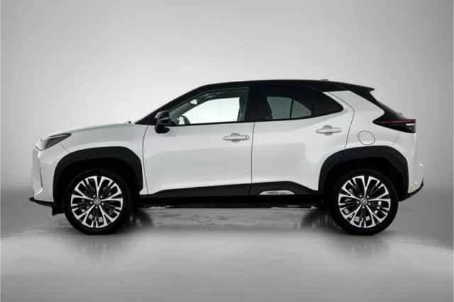Toyota Yaris_Cross (2022) thumbnail 3