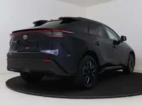 Toyota bZ4X (2025) thumbnail 2
