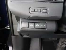 Toyota bZ4X (2025) thumbnail 11