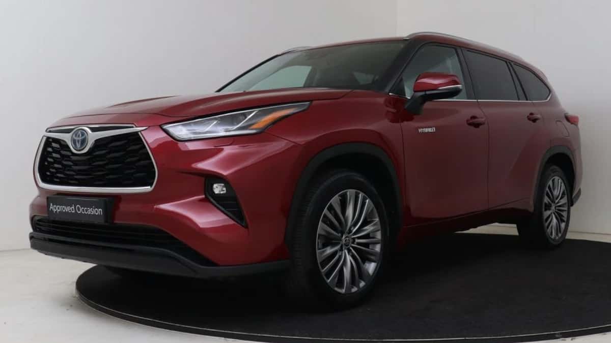Toyota Highlander (2021) — foto 1