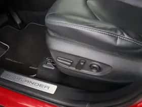 Toyota Highlander (2021) thumbnail 17