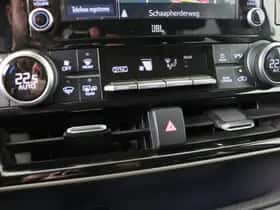 Toyota Highlander (2021) thumbnail 33