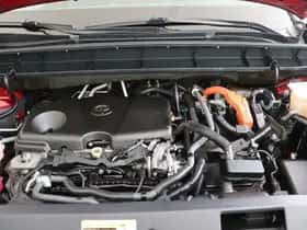 Toyota Highlander (2021) thumbnail 8