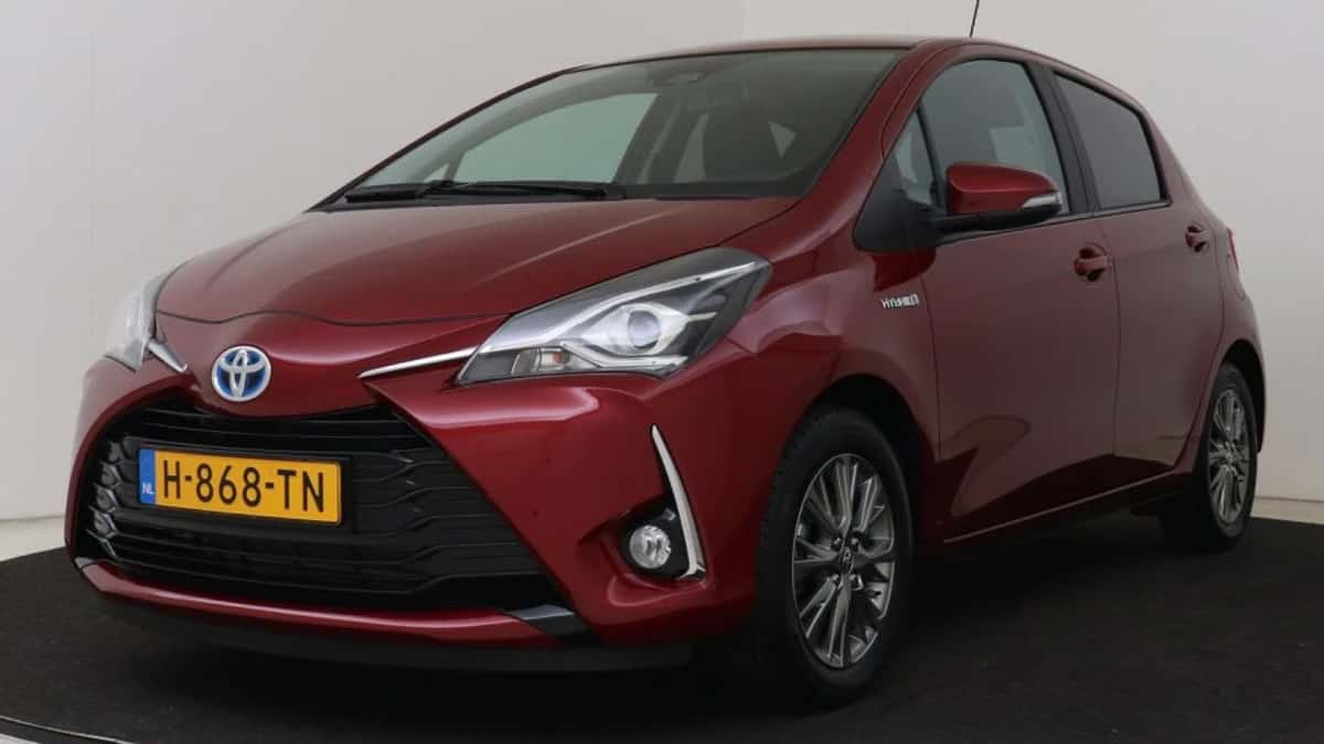 Toyota Yaris (2020) — foto 1