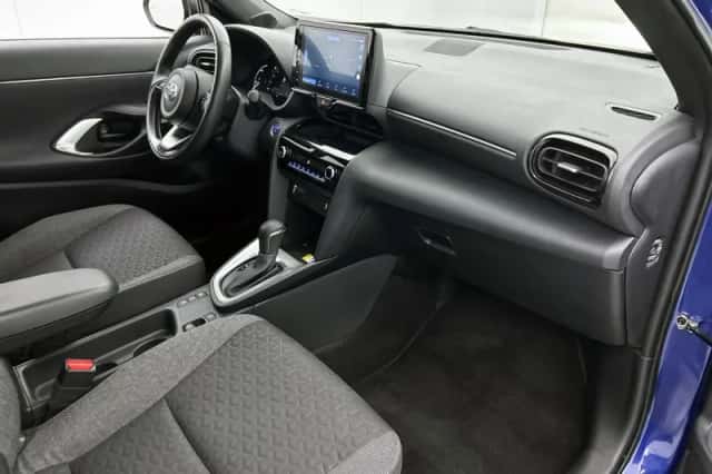 Toyota Yaris_Cross (2023) thumbnail 6