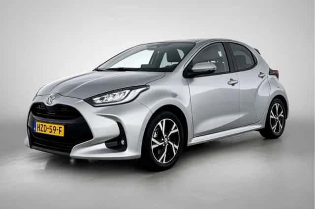 Toyota Yaris (2025) thumbnail 1