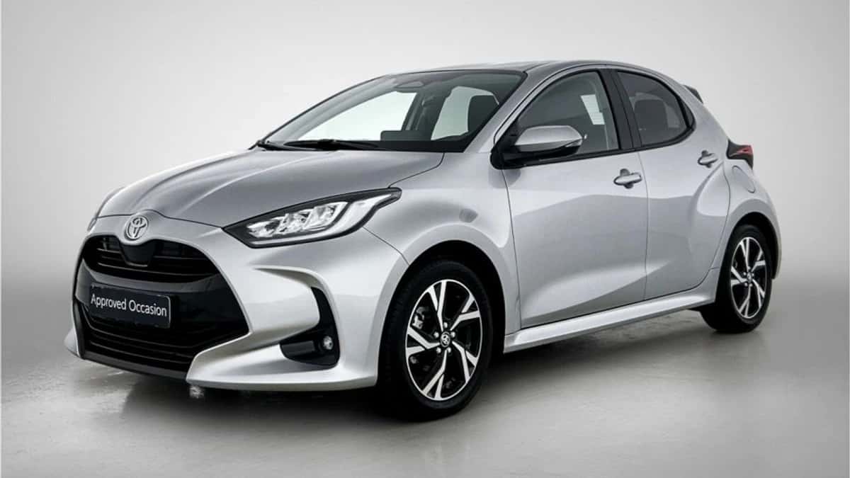 Toyota Yaris (2025) — foto 1