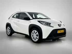 Toyota Aygo (2022) thumbnail 12