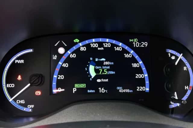 Toyota Yaris_Cross (2023) thumbnail 5