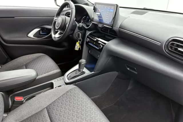 Toyota Yaris_Cross (2023) thumbnail 6