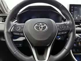Toyota RAV4 (2020) thumbnail 17