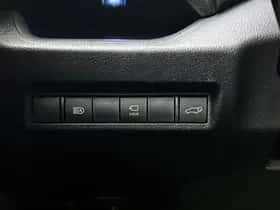 Toyota RAV4 (2020) thumbnail 30