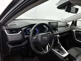 Toyota RAV4 (2020) thumbnail 31