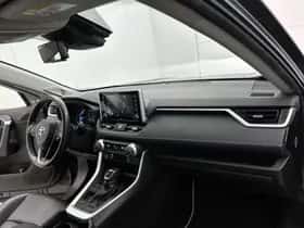 Toyota RAV4 (2020) thumbnail 6