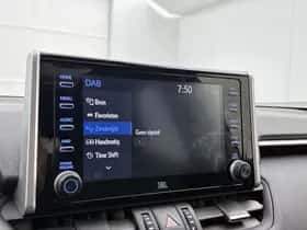 Toyota RAV4 (2020) thumbnail 7