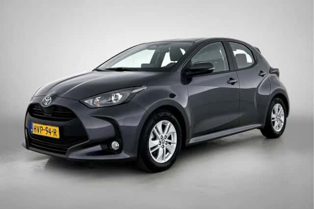Toyota Yaris (2025) thumbnail 1
