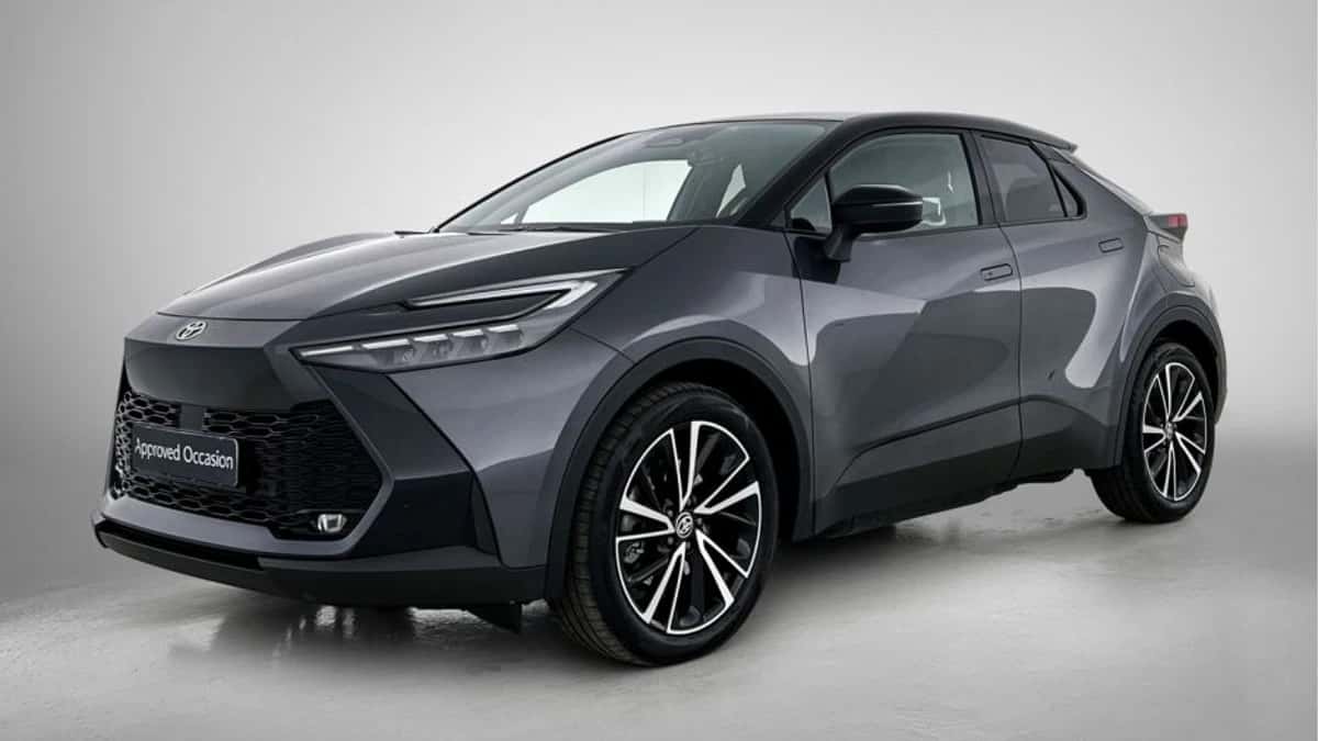 Toyota C-HR (2024) — foto 1