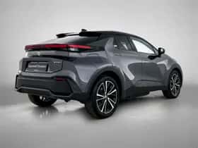 Toyota C-HR (2024) thumbnail 2