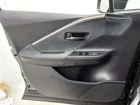 Toyota C-HR (2024) thumbnail 30