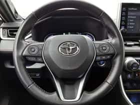 Toyota RAV4 (2022) thumbnail 18