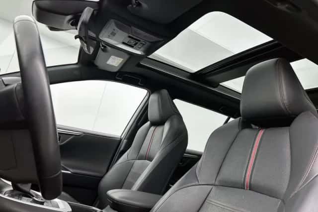 Toyota RAV4 (2022) thumbnail 4