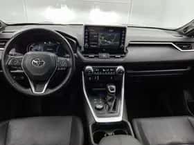 Toyota RAV4 (2022) thumbnail 5