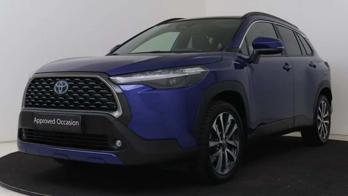 Toyota Corolla_Cross (2023) — foto 1