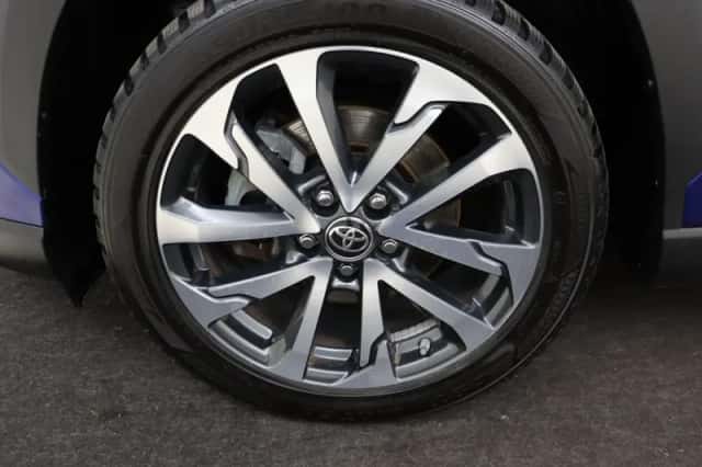 Toyota Corolla_Cross (2023) thumbnail 5