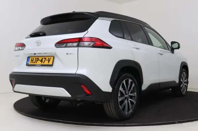 Toyota Corolla_Cross (2025) thumbnail 2