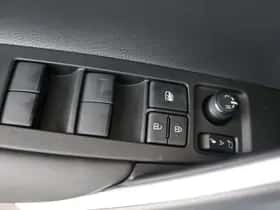 Toyota Corolla_Cross (2025) thumbnail 29