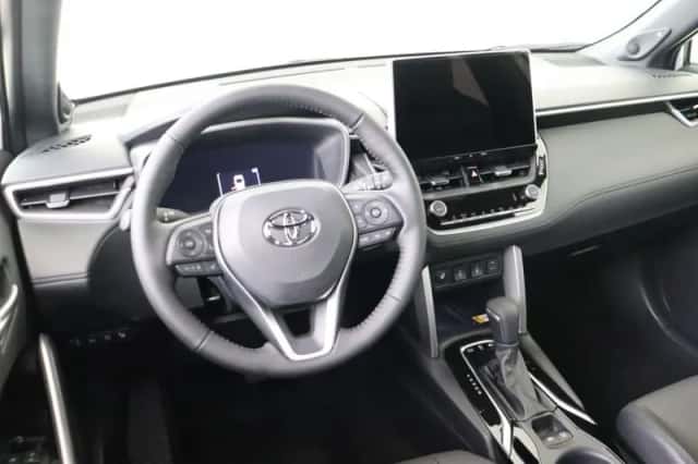 Toyota Corolla_Cross (2025) thumbnail 5
