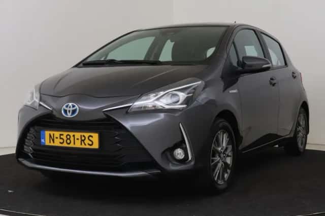 Toyota Yaris (2020) thumbnail 1