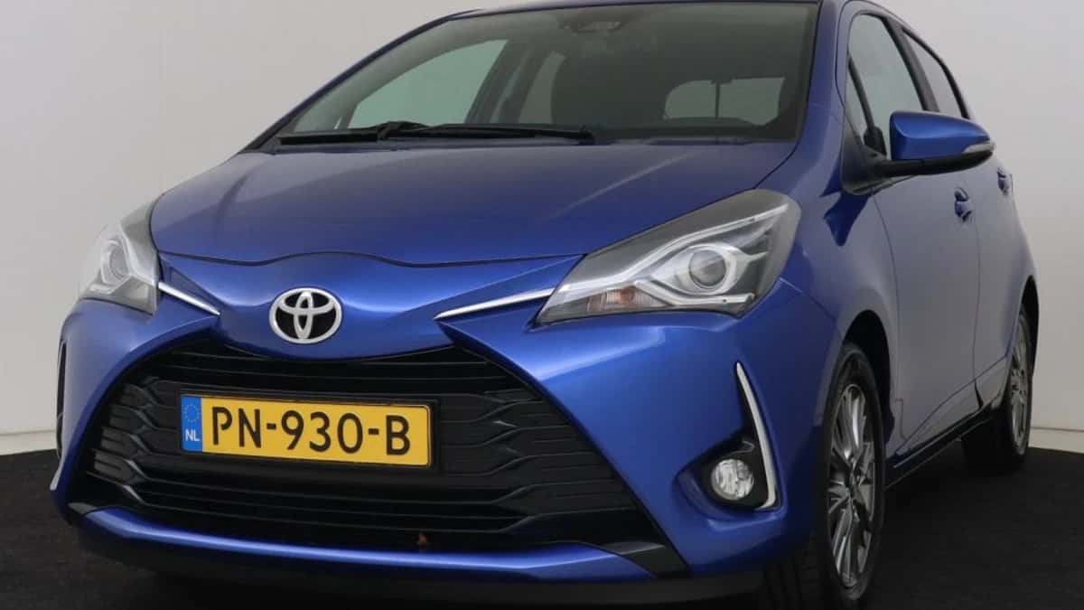 Toyota Yaris (2017) — foto 1
