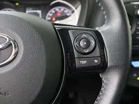 Toyota Yaris (2017) thumbnail 13