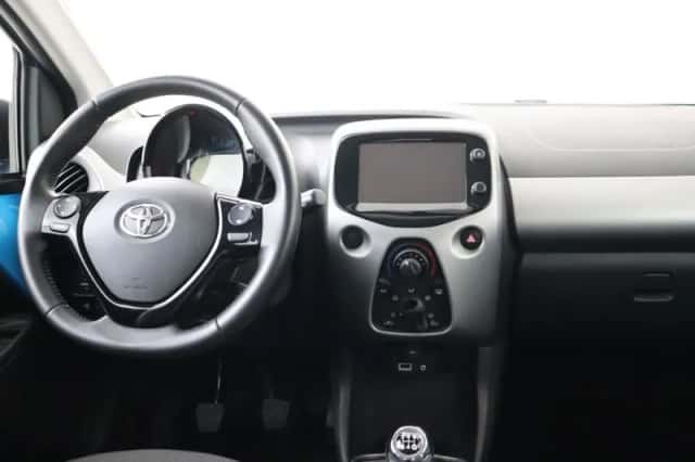 Toyota Aygo (2018) thumbnail 4
