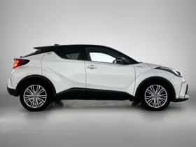 Toyota C-HR (2022) thumbnail 11