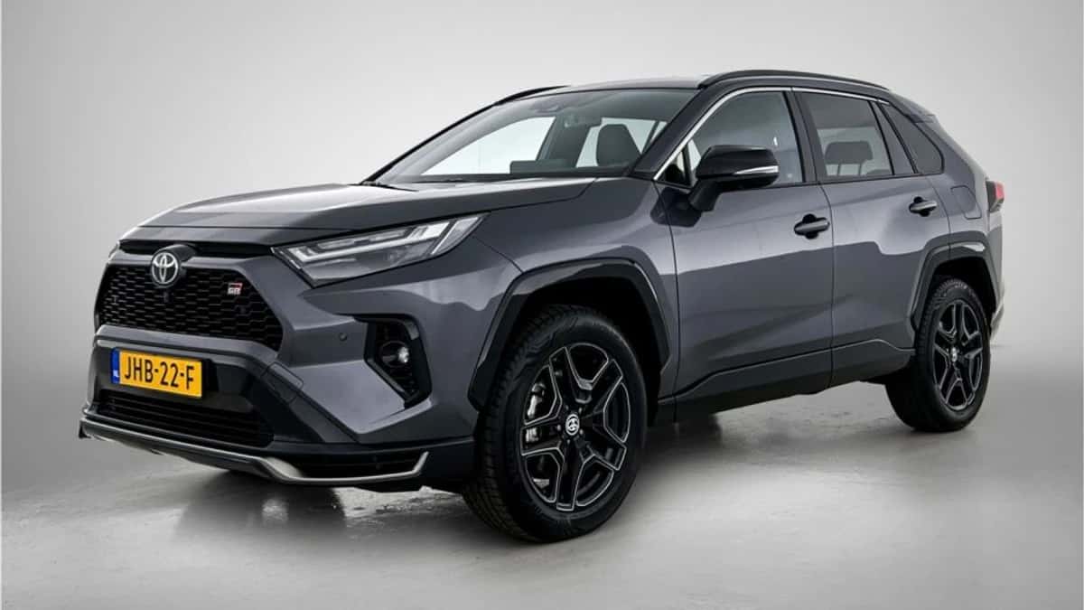 Toyota RAV4 (2025) — foto 1