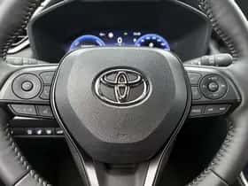 Toyota RAV4 (2025) thumbnail 17
