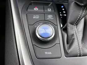 Toyota RAV4 (2025) thumbnail 25