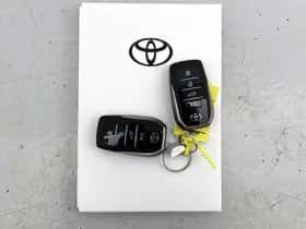 Toyota RAV4 (2025) thumbnail 33