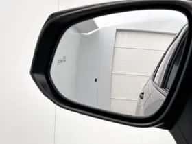 Toyota RAV4 (2025) thumbnail 37