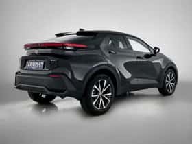 Toyota C-HR (2025) thumbnail 2