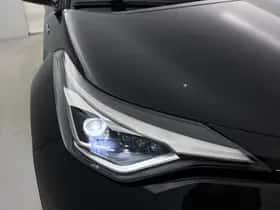 Toyota C-HR (2021) thumbnail 30